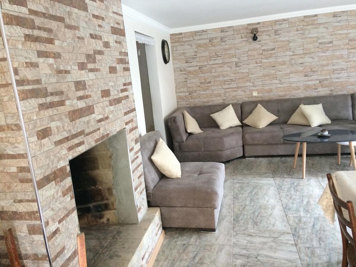 Kvara'S House Koutaïssi Extérieur photo